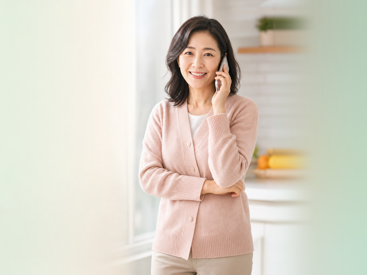 다음머니 카드깡 업체 추천 전화로 문의하는 여성 고객